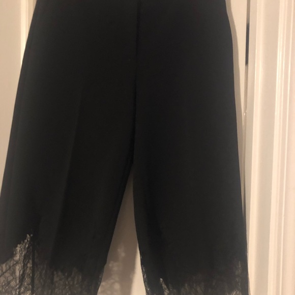 Lace trimmed culottes - Picture 2 of 6